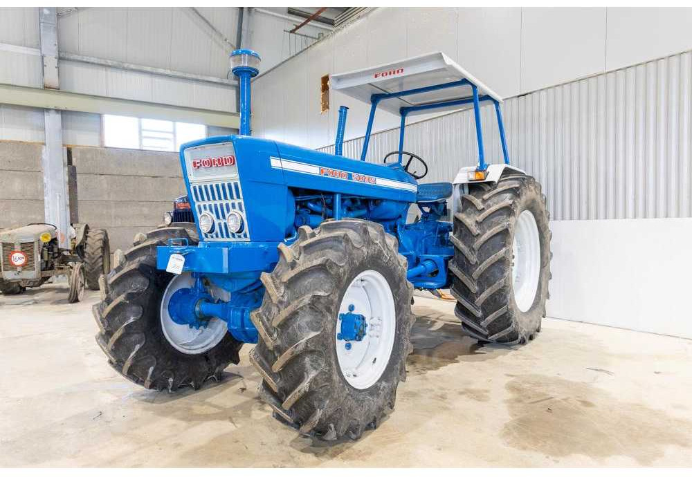 FORD - 5095 - 4-WHEEL DRIVE TRACTOR - Traktör: fotoğraf 1 FORD - 5095 - 4-WHEEL DRIVE TRACTOR - Traktör: fotoğraf 1