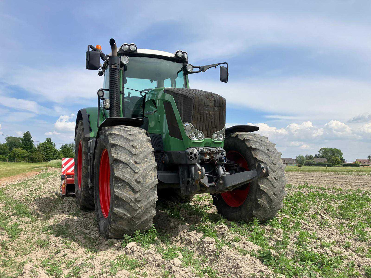 Fendt 824 Vario - Traktör: fotoğraf 3 Fendt 824 Vario - Traktör: fotoğraf 3