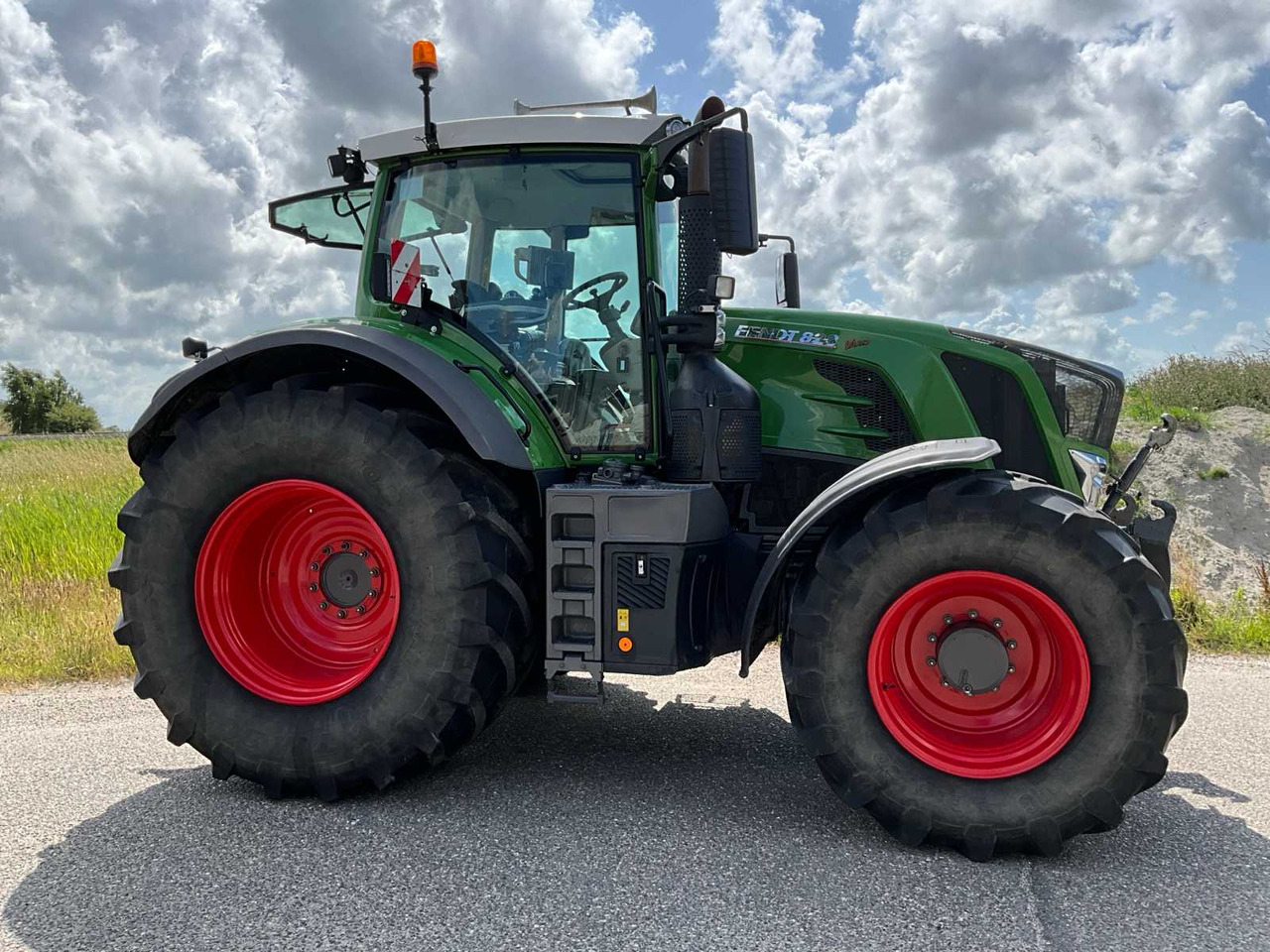 Traktör Fendt 828 Vario S4 Profi Plus: fotoğraf 6