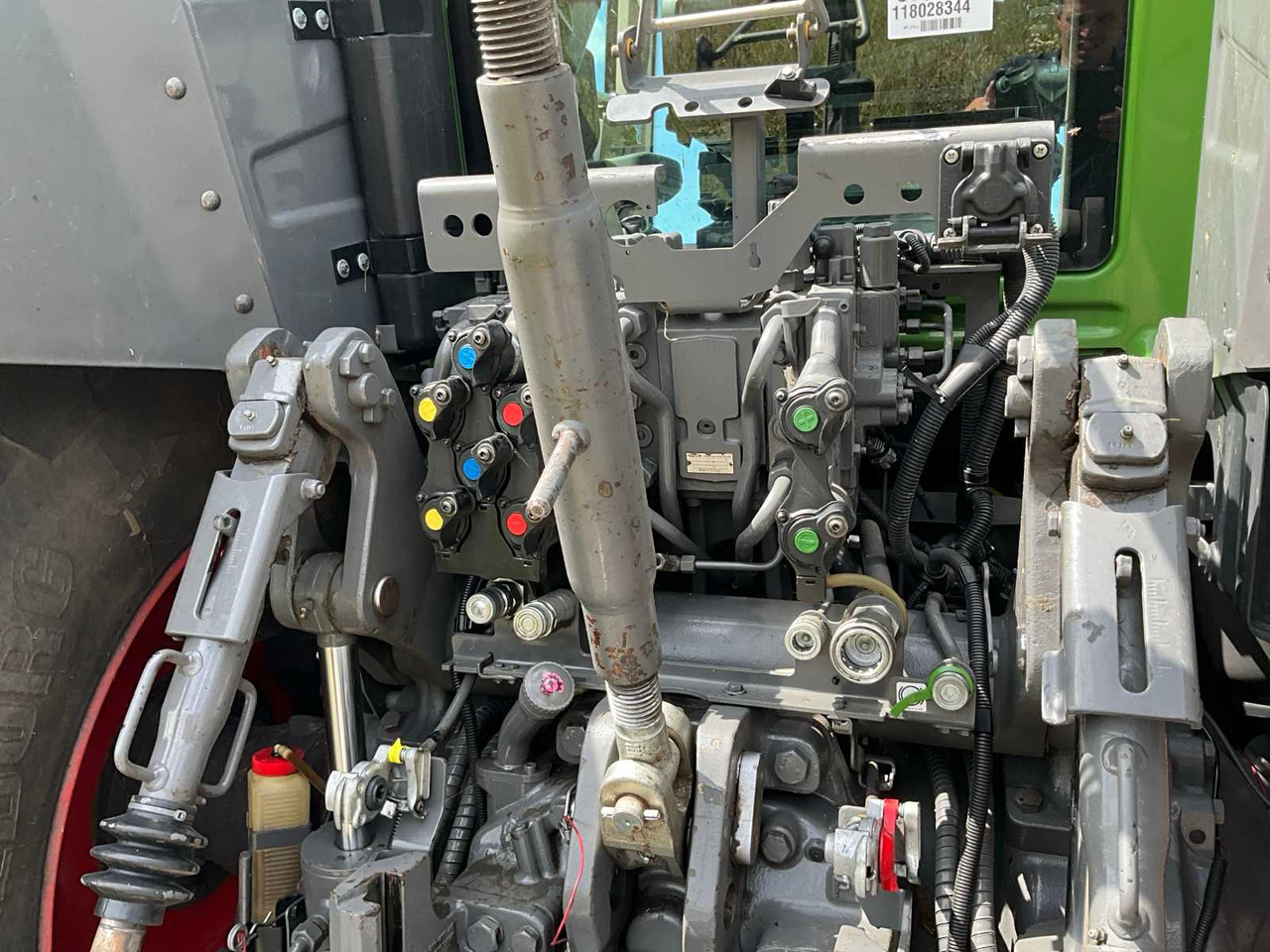 Traktör Fendt 828 Vario S4 Profi Plus: fotoğraf 20