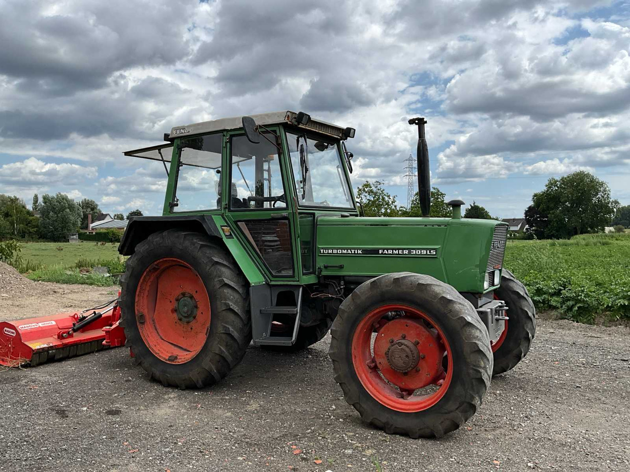 Fendt Farmer 309LS - Traktör: fotoğraf 5 Fendt Farmer 309LS - Traktör: fotoğraf 5