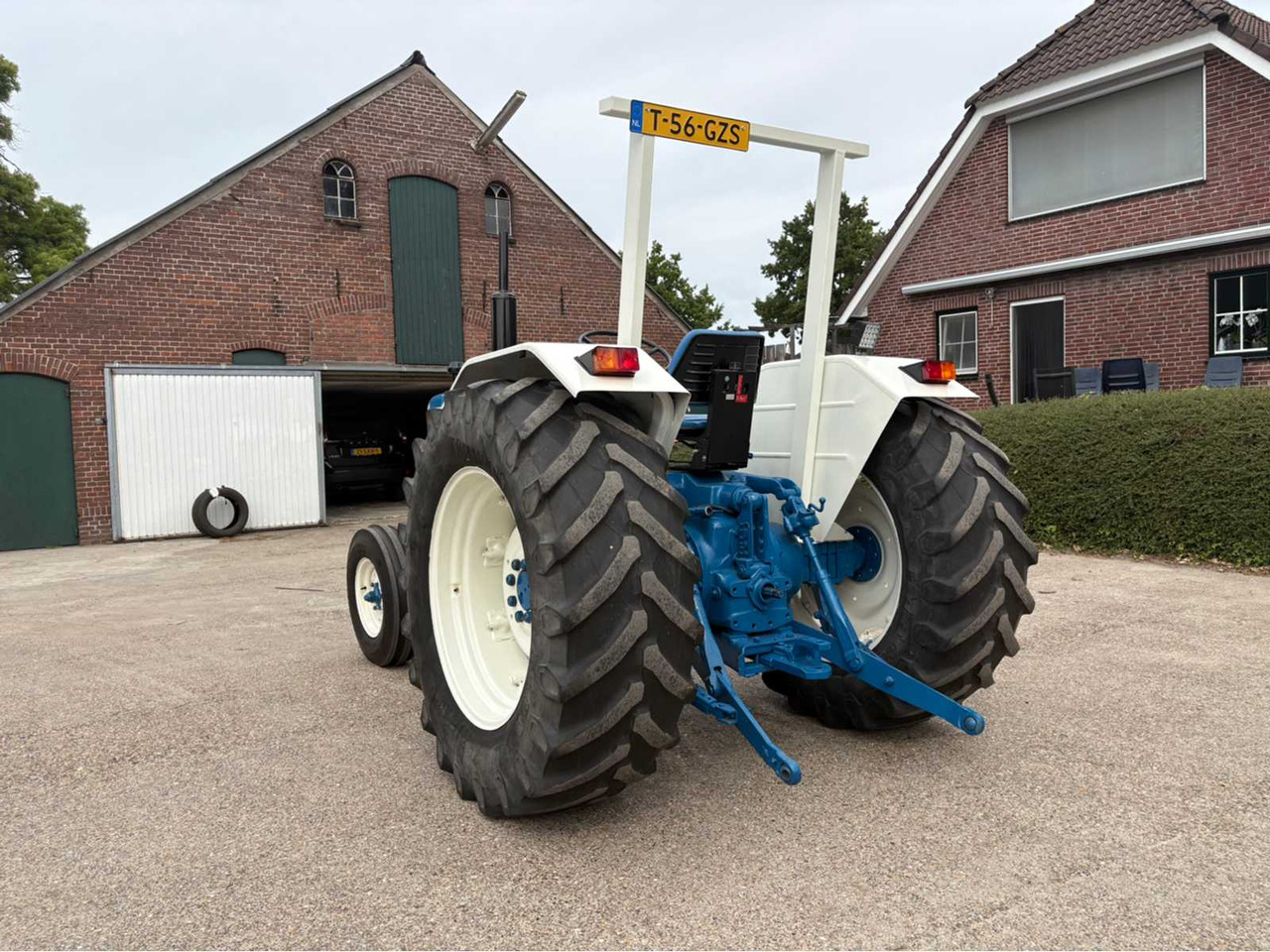 Ford 5000 - Küçük traktör: fotoğraf 5 Ford 5000 - Küçük traktör: fotoğraf 5