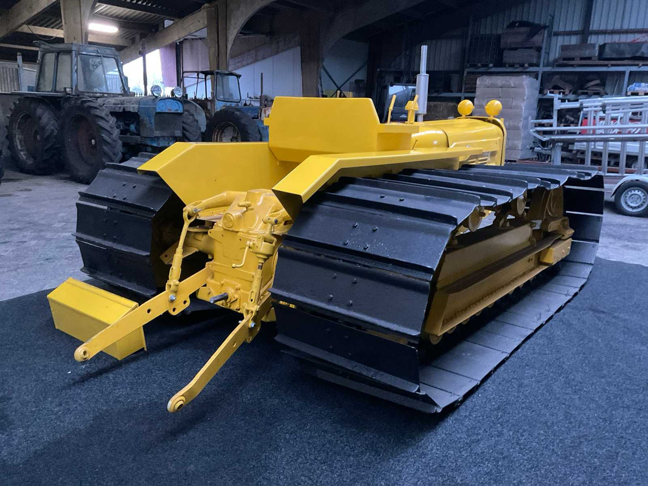 Fordson County Crawler Swamp, SDL50 - Traktör: fotoğraf 3 Fordson County Crawler Swamp, SDL50 - Traktör: fotoğraf 3