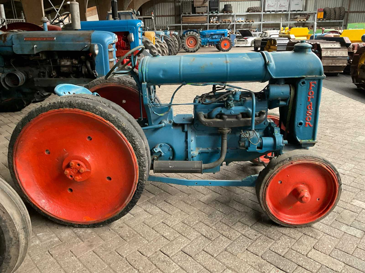 Fordson N Industry - Traktör: fotoğraf 5 Fordson N Industry - Traktör: fotoğraf 5