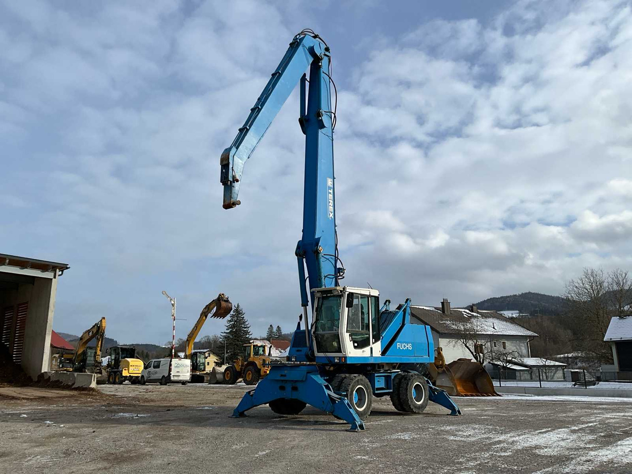 Fuchs MHL350 - Tekerlekli ekskavatör: fotoğraf 1 Fuchs MHL350 - Tekerlekli ekskavatör: fotoğraf 1