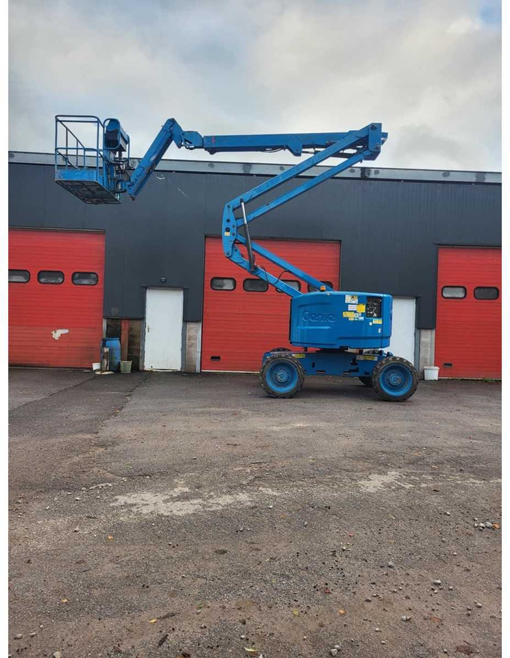 GENIE - 2014 - Z45/25J - AERIAL WORK PLATFORM - Araçüstü platform: fotoğraf 1 GENIE - 2014 - Z45/25J - AERIAL WORK PLATFORM - Araçüstü platform: fotoğraf 1