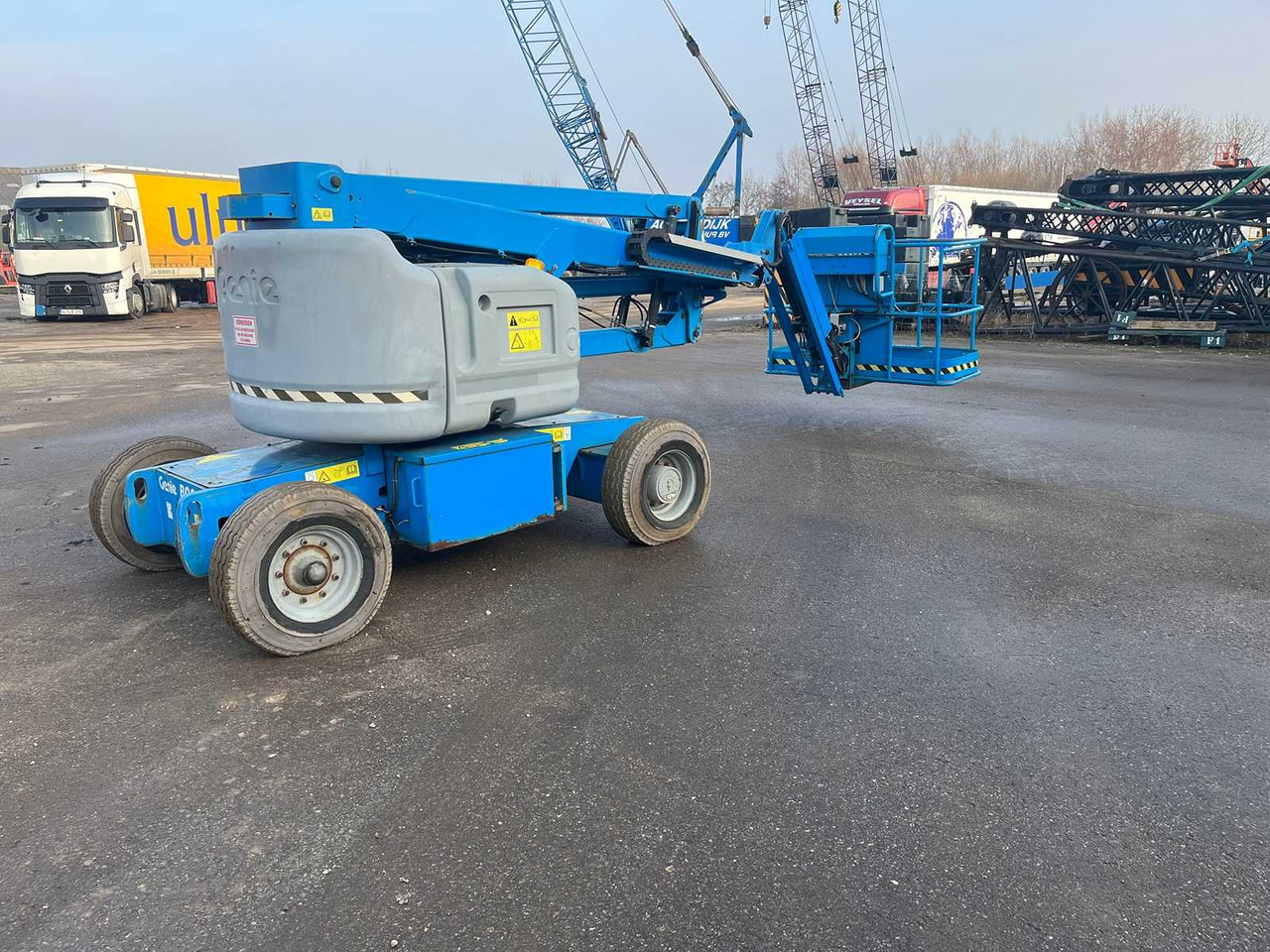 Genie Z45 / 25 DC - Araçüstü platform: fotoğraf 3 Genie Z45 / 25 DC - Araçüstü platform: fotoğraf 3
