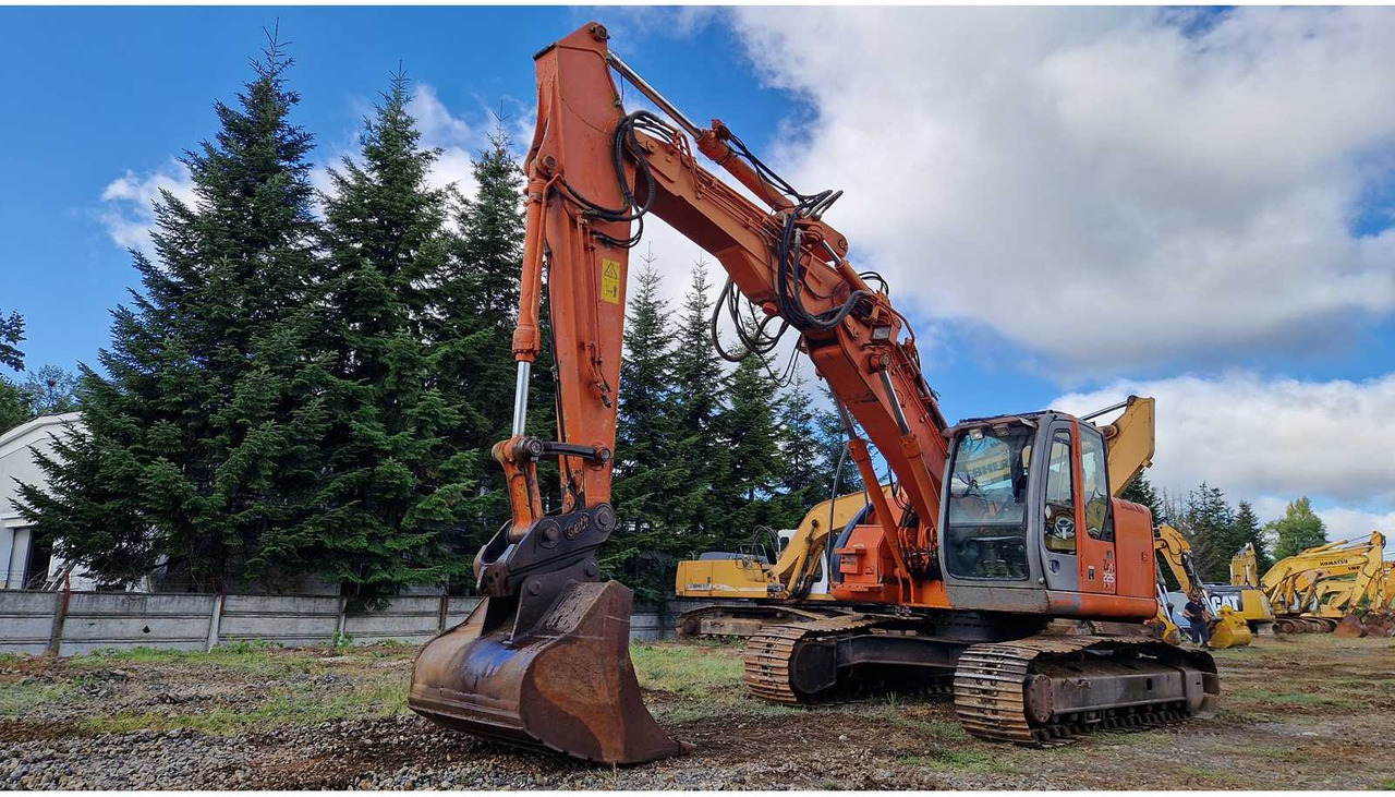 HITACHI ZX225USLC - Paletli ekskavatör: fotoğraf 2 HITACHI ZX225USLC - Paletli ekskavatör: fotoğraf 2