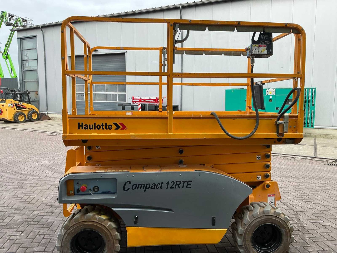 Araçüstü platform Haulotte Compact 12RTE: fotoğraf 6