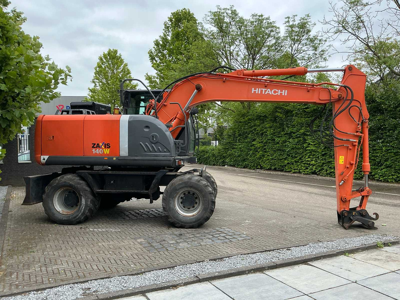 Hitachi ZX140W-3 - Tekerlekli ekskavatör: fotoğraf 4 Hitachi ZX140W-3 - Tekerlekli ekskavatör: fotoğraf 4