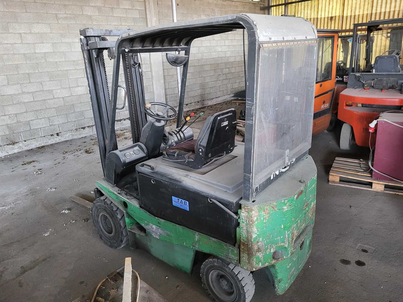 INDOS - E25 SX3.3P - FORKLIFT TRUCKS - 1999 - Forklift: fotoğraf 2 INDOS - E25 SX3.3P - FORKLIFT TRUCKS - 1999 - Forklift: fotoğraf 2