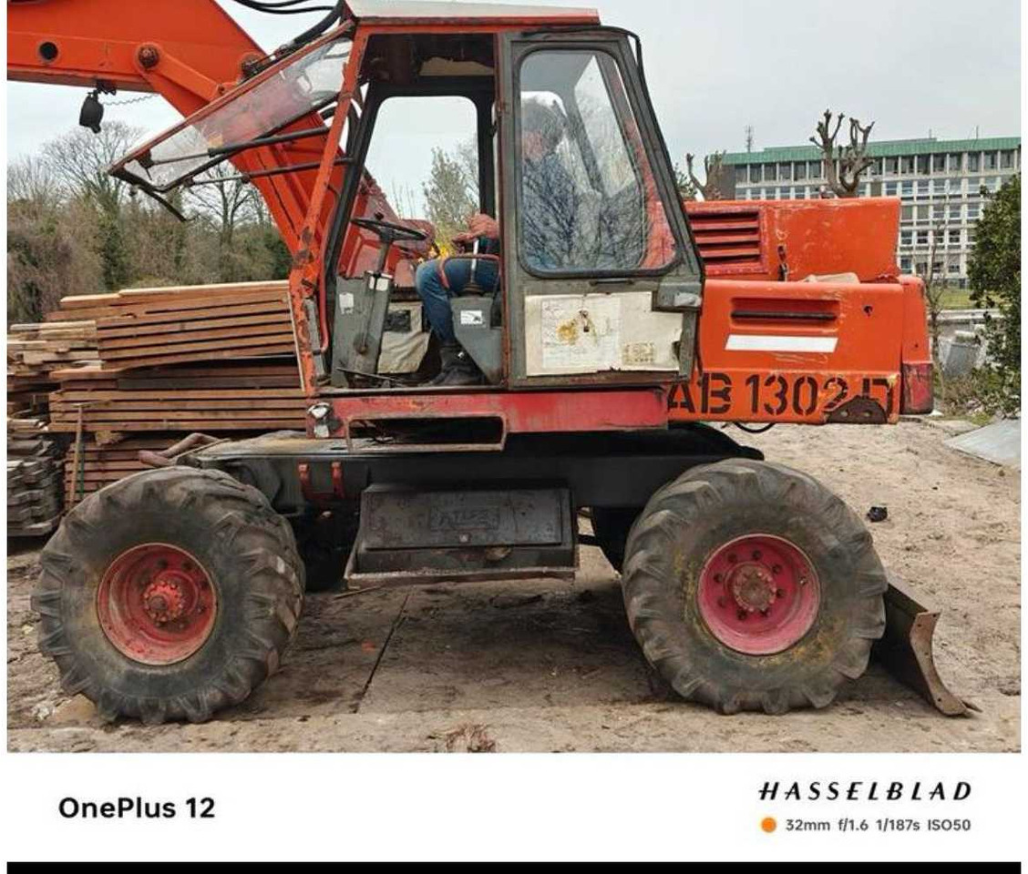 Atlas 1302E - İş makinaları: fotoğraf 5 Atlas 1302E - İş makinaları: fotoğraf 5