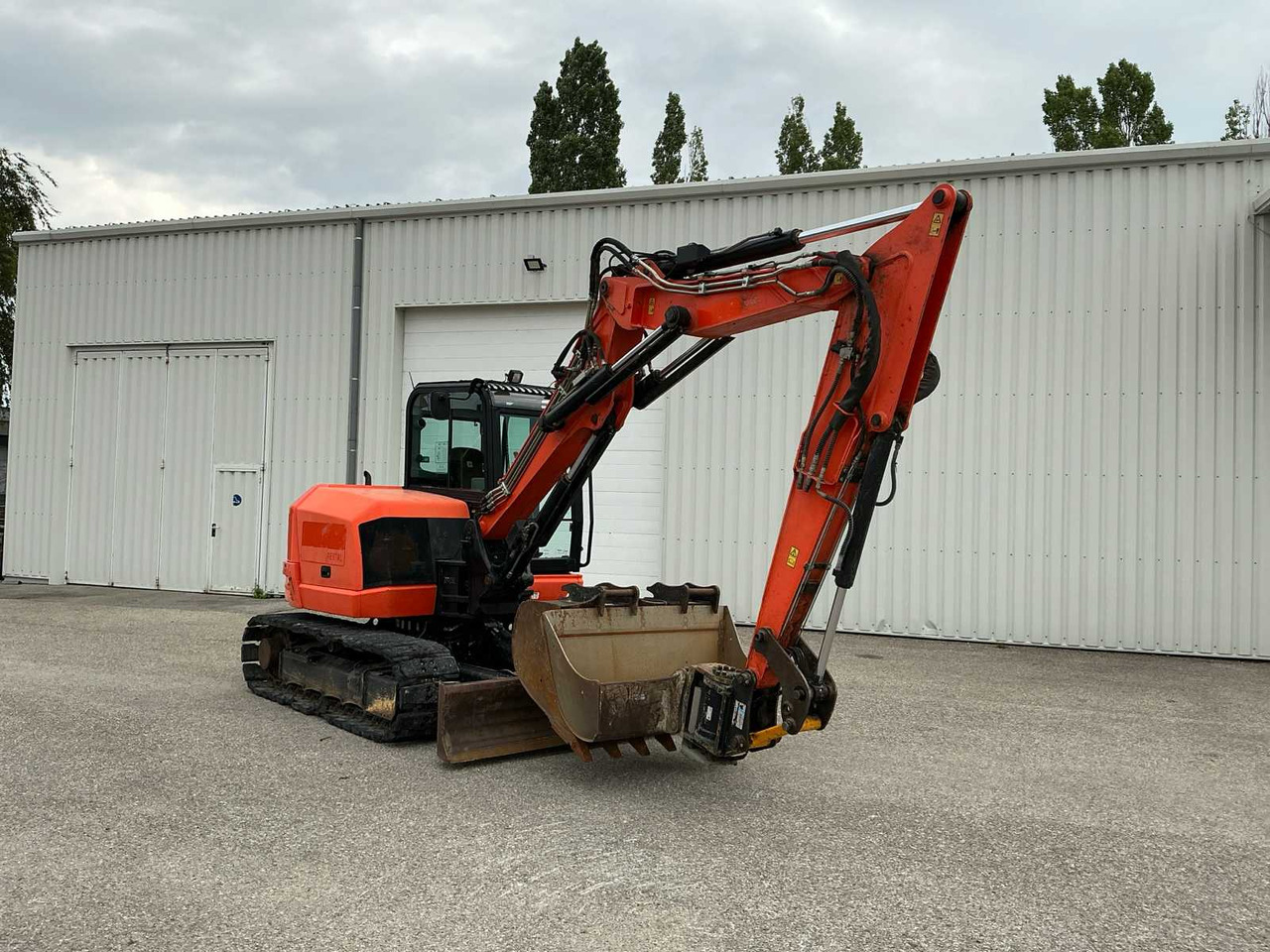 JCB 86C-1TAB - Paletli ekskavatör: fotoğraf 1 JCB 86C-1TAB - Paletli ekskavatör: fotoğraf 1