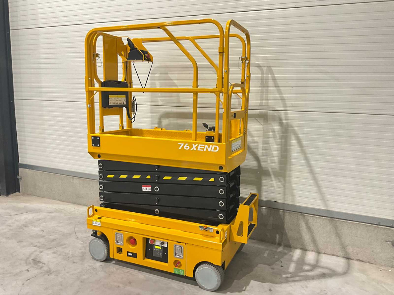 JD Equipment 76XEN - Araçüstü platform: fotoğraf 3 JD Equipment 76XEN - Araçüstü platform: fotoğraf 3