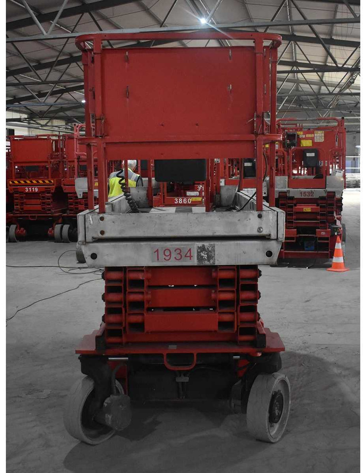 JLG 3246ES - Araçüstü platform: fotoğraf 2 JLG 3246ES - Araçüstü platform: fotoğraf 2