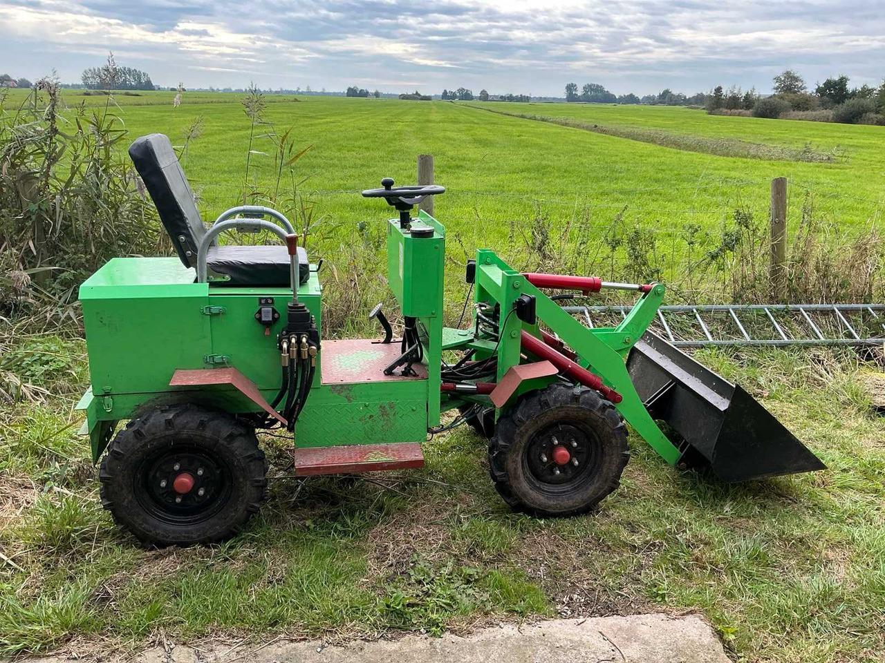 JPC ME18 SHOVEL - Tekerlekli yükleyici: fotoğraf 4 JPC ME18 SHOVEL - Tekerlekli yükleyici: fotoğraf 4