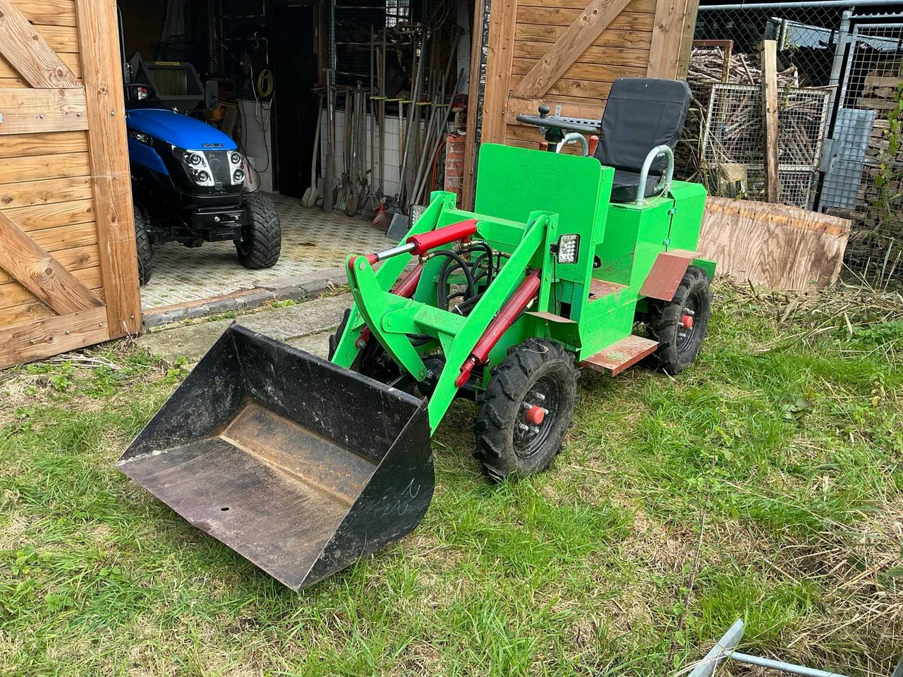 JPC ME18 SHOVEL - Tekerlekli yükleyici: fotoğraf 1 JPC ME18 SHOVEL - Tekerlekli yükleyici: fotoğraf 1