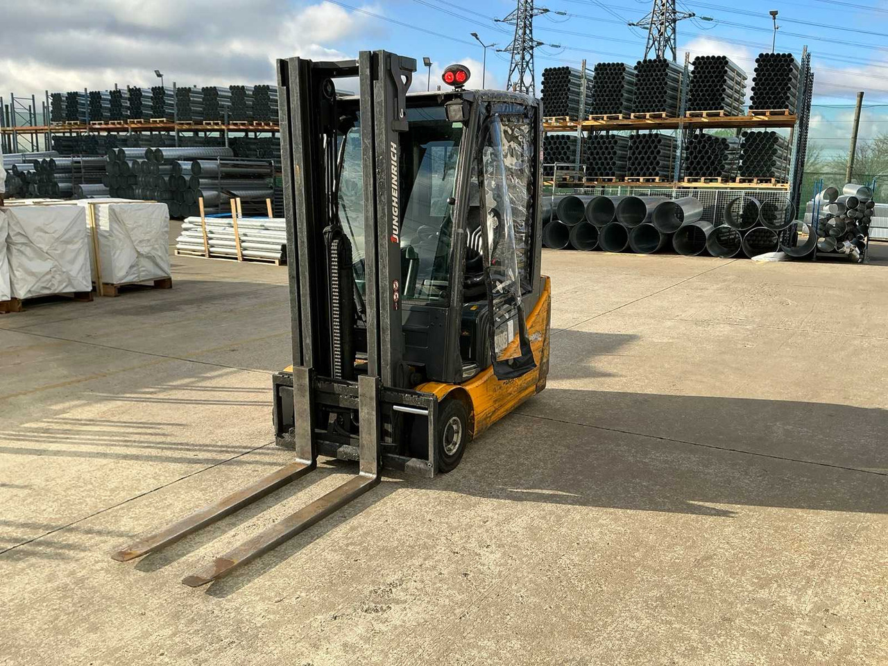 JUNGHEINRICH - 2015 - EFG216 - FORKLIFT - Forklift: fotoğraf 1 JUNGHEINRICH - 2015 - EFG216 - FORKLIFT - Forklift: fotoğraf 1