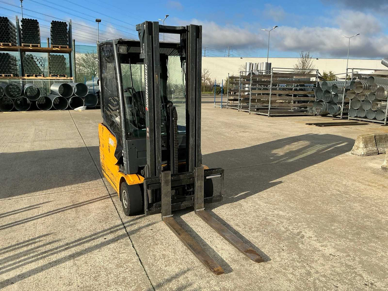 JUNGHEINRICH - 2015 - EFG216 - FORKLIFT - Forklift: fotoğraf 3 JUNGHEINRICH - 2015 - EFG216 - FORKLIFT - Forklift: fotoğraf 3