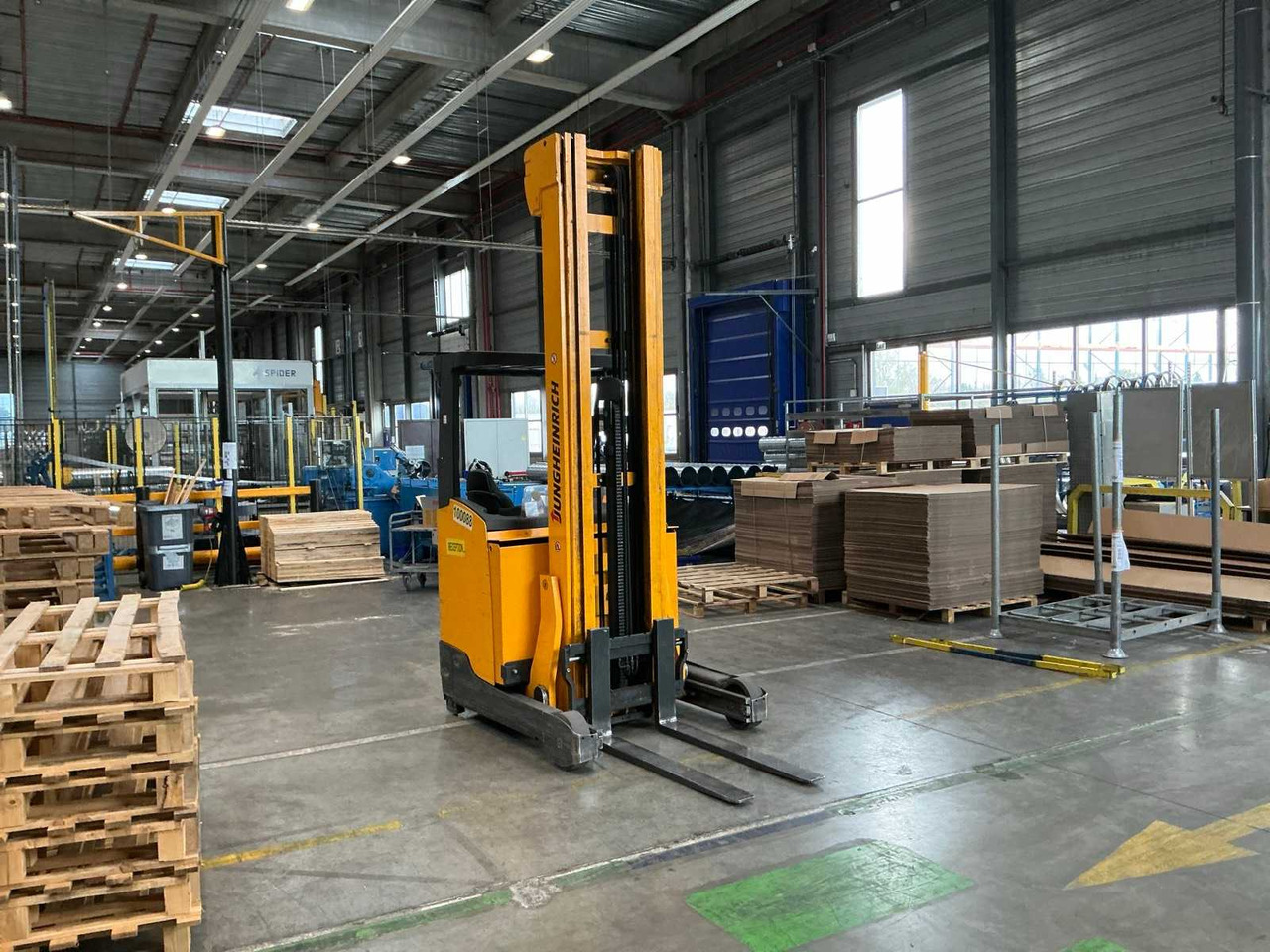 JUNGHEINRICH - 2015 - ETV214 - FORKLIFT - Forklift: fotoğraf 1 JUNGHEINRICH - 2015 - ETV214 - FORKLIFT - Forklift: fotoğraf 1