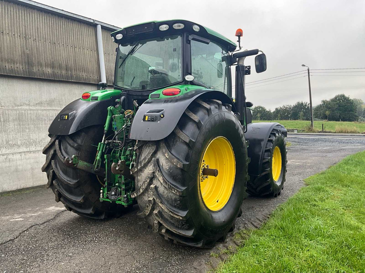 John Deere 6210r - Traktör: fotoğraf 5 John Deere 6210r - Traktör: fotoğraf 5