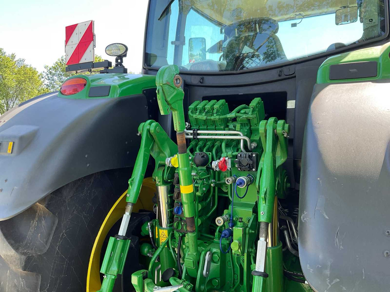 Traktör John Deere 6R 215: fotoğraf 12