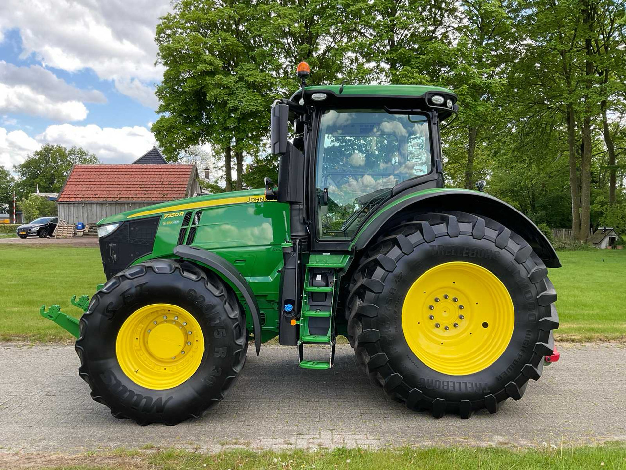 John Deere 7250R - Traktör: fotoğraf 2 John Deere 7250R - Traktör: fotoğraf 2