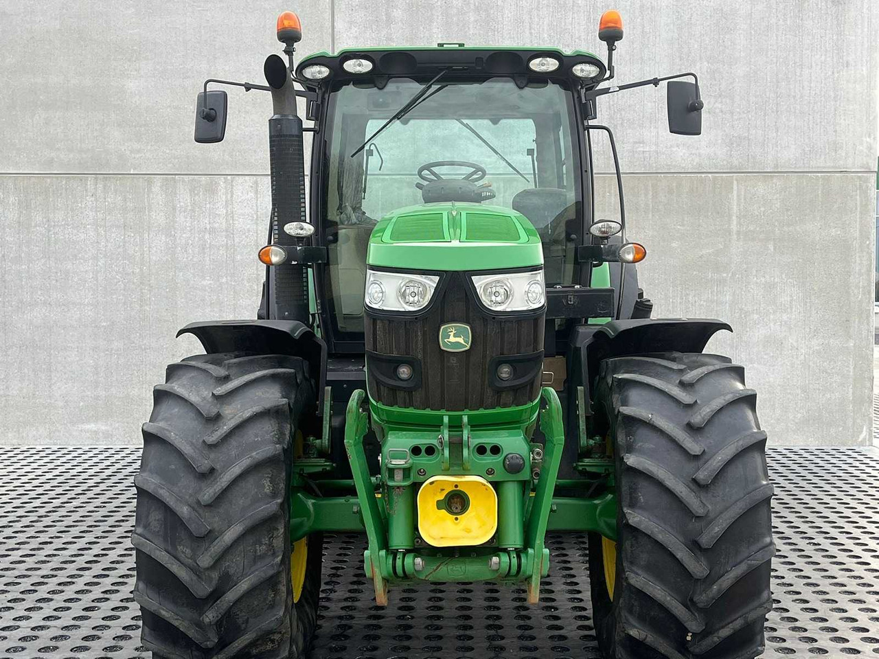 John Deere JOHN DEERE - 6150R - 4-WHEEL DRIVE TRACTOR - 2013 - Traktör: fotoğraf 3 John Deere JOHN DEERE - 6150R - 4-WHEEL DRIVE TRACTOR - 2013 - Traktör: fotoğraf 3