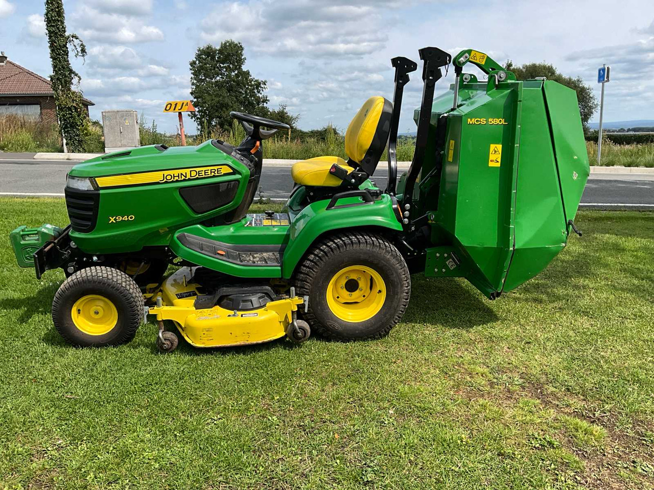 John Deere X940 - Çim biçme makinesi: fotoğraf 3 John Deere X940 - Çim biçme makinesi: fotoğraf 3