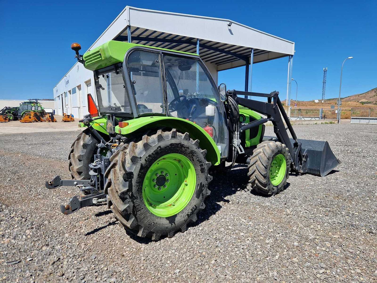 KUBOTA M 5111 L-R - Traktör: fotoğraf 5 KUBOTA M 5111 L-R - Traktör: fotoğraf 5