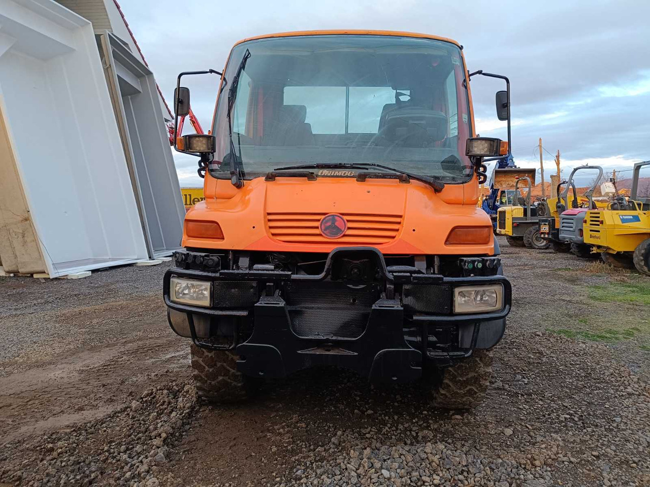 UNIMOG - U 400 - TRUCK - 2001 - Kamyon: fotoğraf 3 UNIMOG - U 400 - TRUCK - 2001 - Kamyon: fotoğraf 3