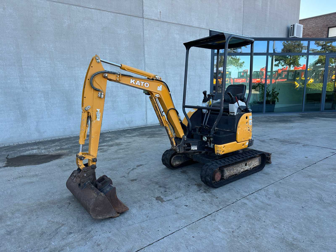 Kato 17VXE - Mini ekskavatör: fotoğraf 1 Kato 17VXE - Mini ekskavatör: fotoğraf 1