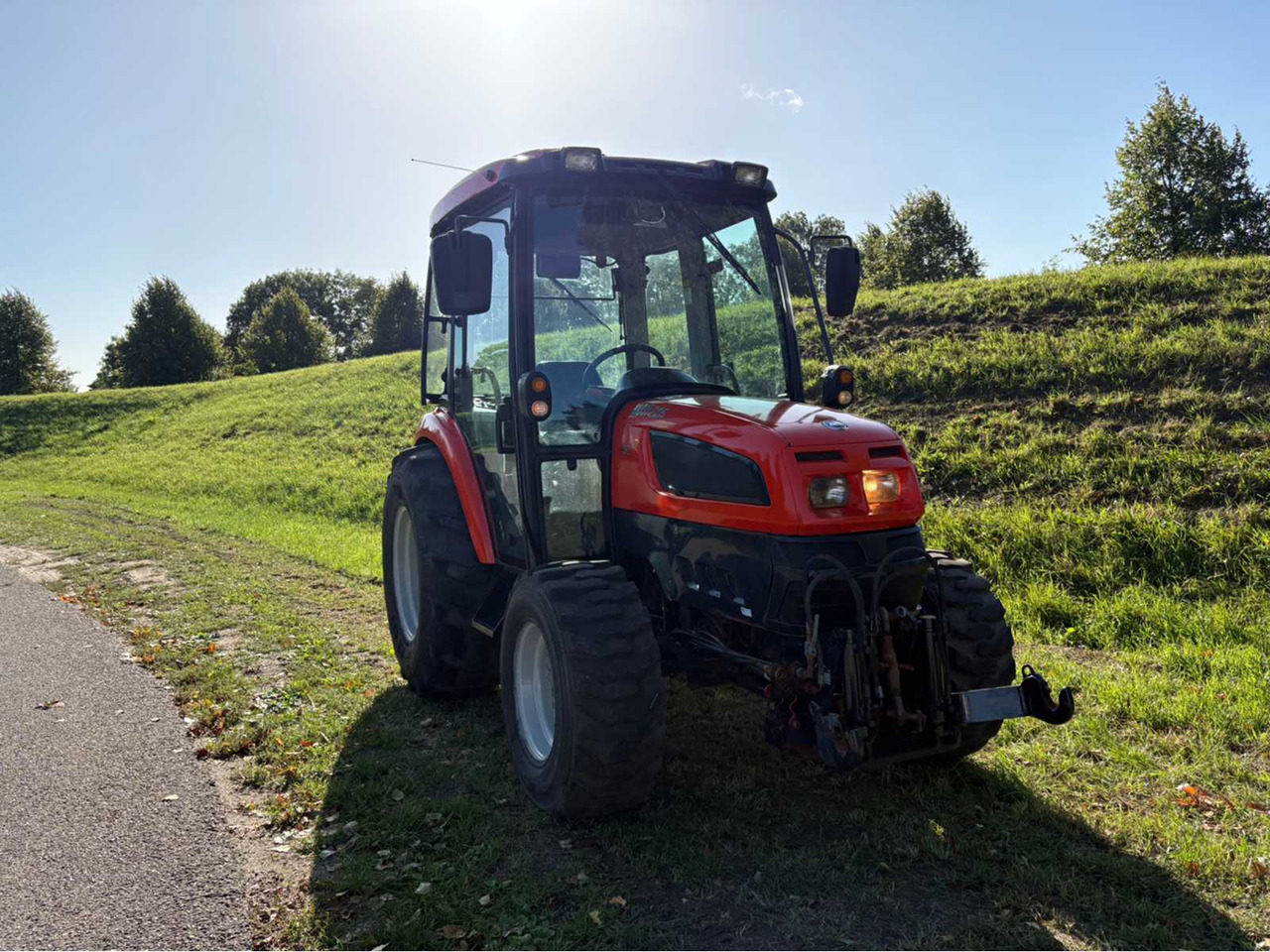 Kioti EX35 HST - Traktör: fotoğraf 2 Kioti EX35 HST - Traktör: fotoğraf 2