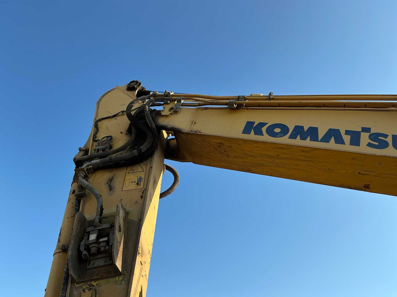 Paletli ekskavatör Komatsu HB215 Hybrid: fotoğraf 12