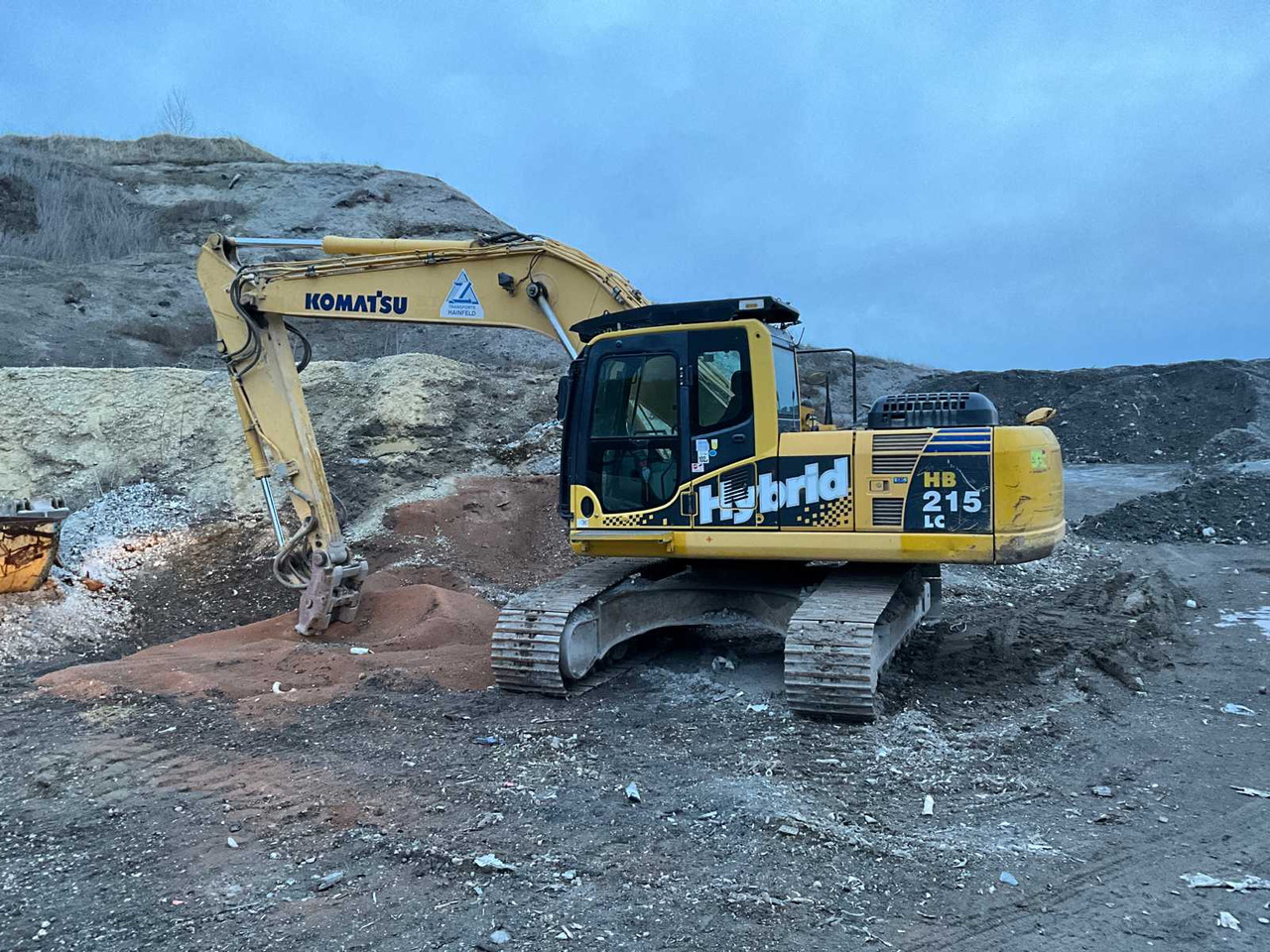 Komatsu HB215LC-1 - Paletli ekskavatör: fotoğraf 1 Komatsu HB215LC-1 - Paletli ekskavatör: fotoğraf 1