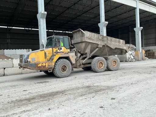 Komatsu HM300-2 - Damper: fotoğraf 2 Komatsu HM300-2 - Damper: fotoğraf 2