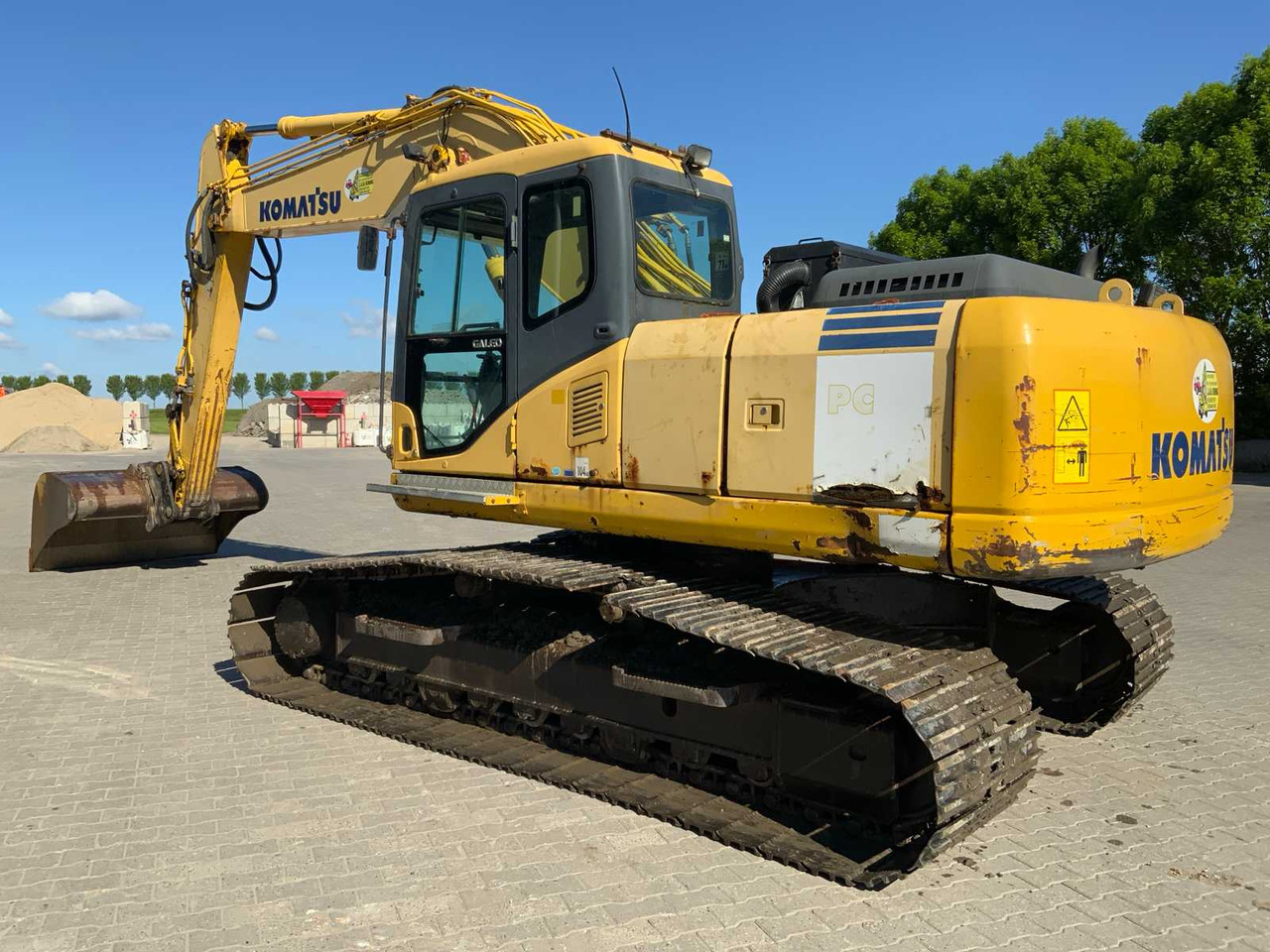Komatsu PC210 - Paletli ekskavatör: fotoğraf 4 Komatsu PC210 - Paletli ekskavatör: fotoğraf 4