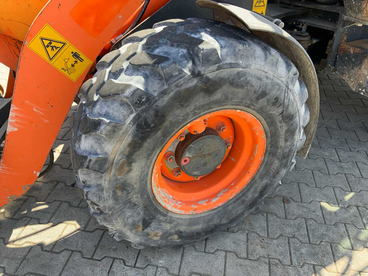 Tekerlekli yükleyici Komatsu WA-70-7: fotoğraf 15
