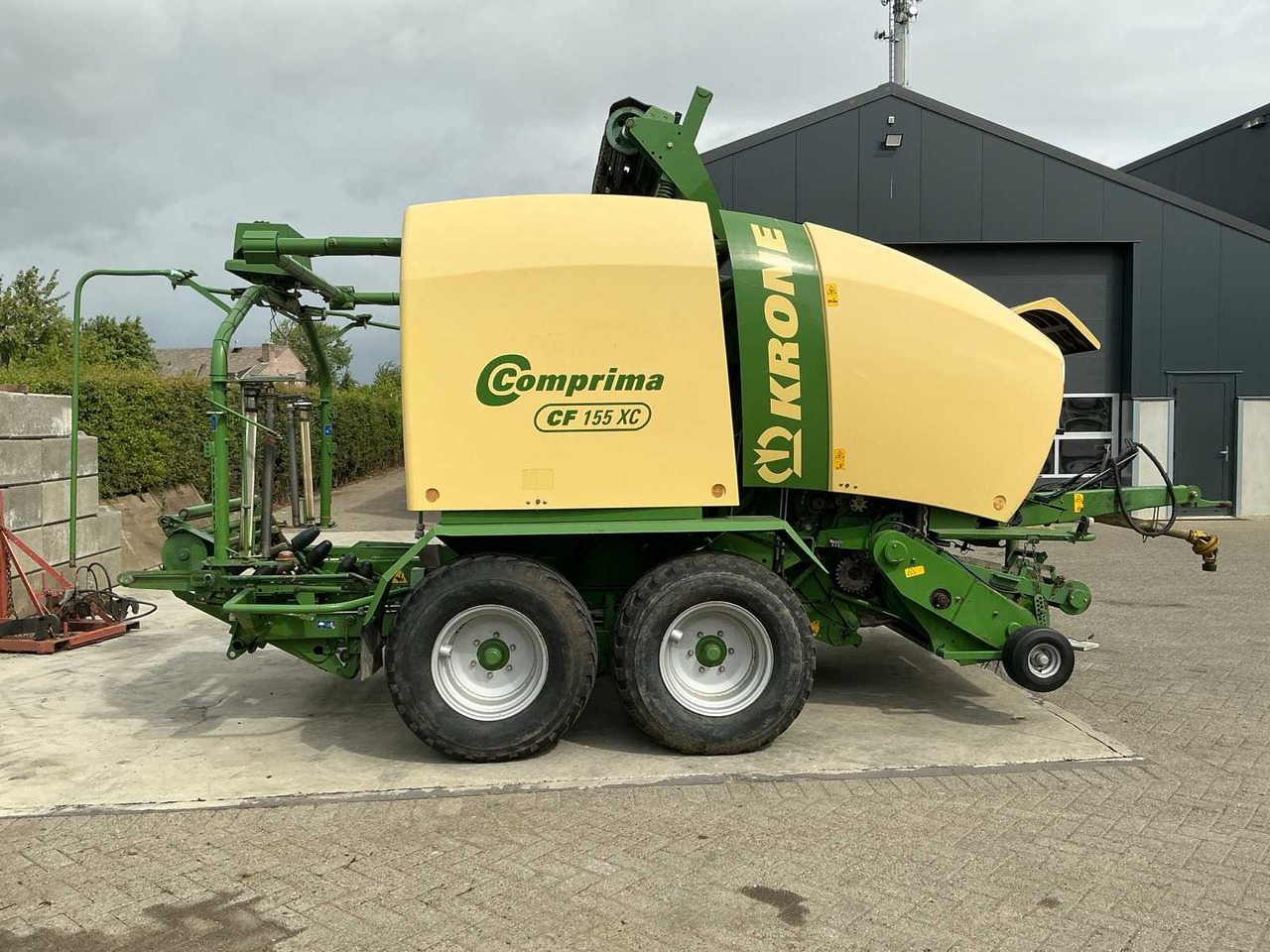 Silindirik balya makinesi Krone Comprima CF 155 XC: fotoğraf 6