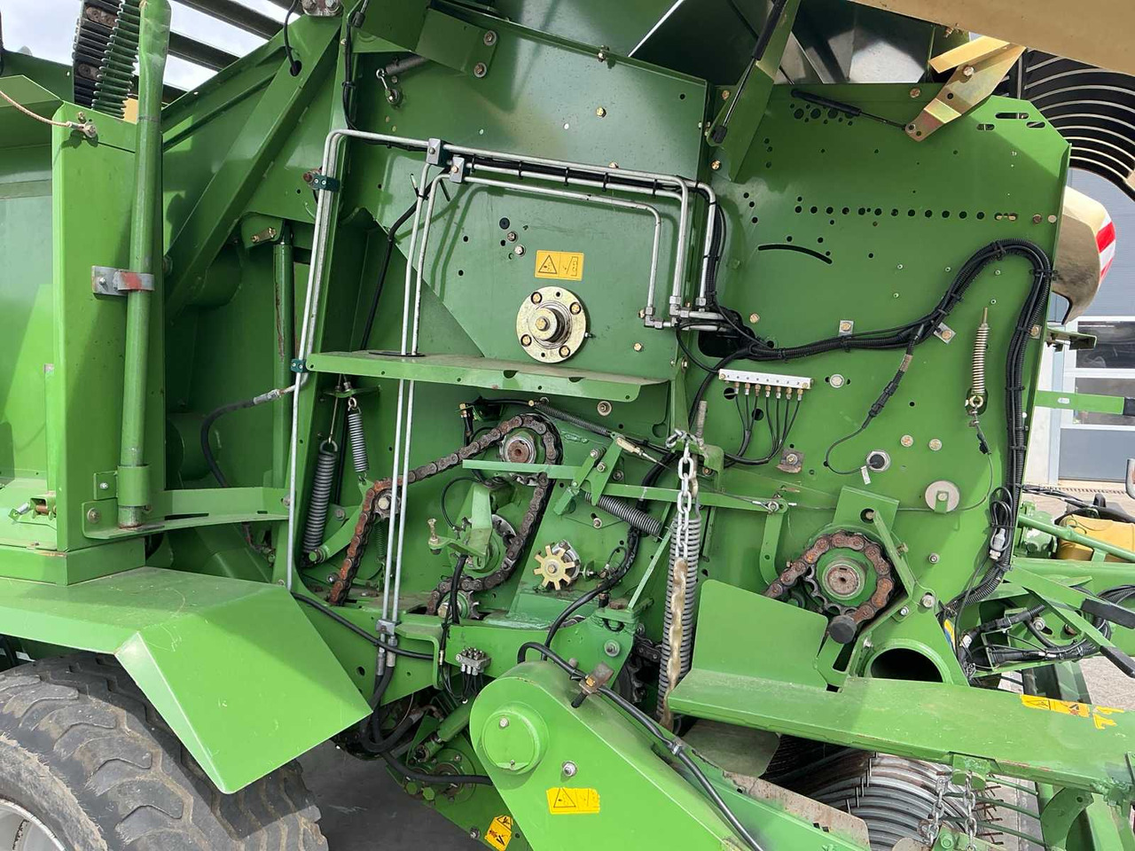 Silindirik balya makinesi Krone Comprima CF 155 XC: fotoğraf 33