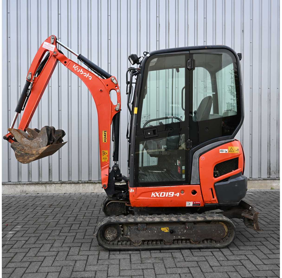Kubota KX019-4 - Paletli ekskavatör: fotoğraf 1 Kubota KX019-4 - Paletli ekskavatör: fotoğraf 1