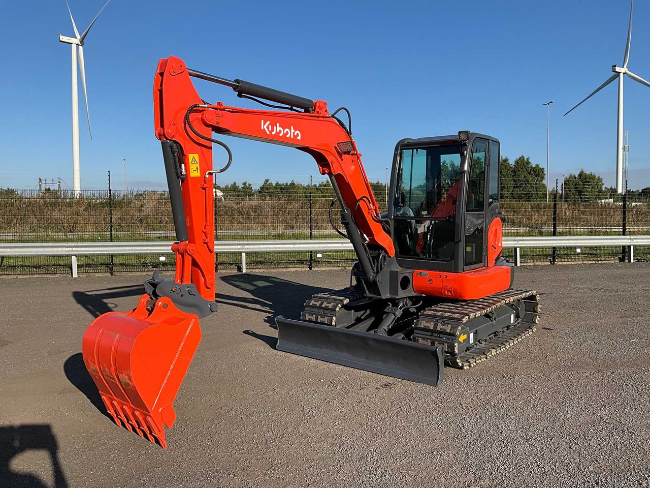 Kubota KX155-5 - Paletli ekskavatör: fotoğraf 1 Kubota KX155-5 - Paletli ekskavatör: fotoğraf 1