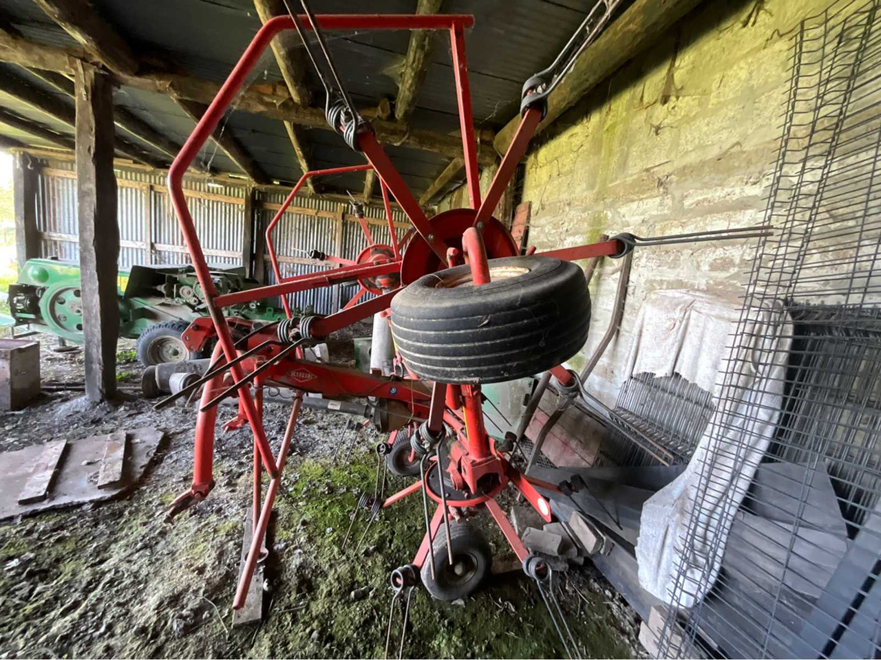 Kuhn GF 5001 MH - Patates otu parçalama makinası: fotoğraf 5 Kuhn GF 5001 MH - Patates otu parçalama makinası: fotoğraf 5