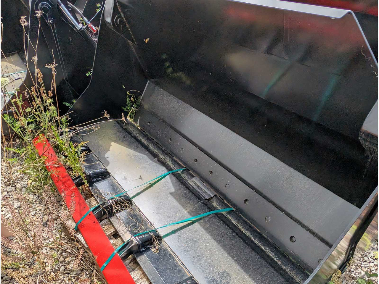 L&K - GS V80 - 2023 - UNI BUCKET WITH U-BLADE - AS - 1850 MM - 0.8 CBM - Tekerlekli yükleyici: fotoğraf 3 L&K - GS V80 - 2023 - UNI BUCKET WITH U-BLADE - AS - 1850 MM - 0.8 CBM - Tekerlekli yükleyici: fotoğraf 3