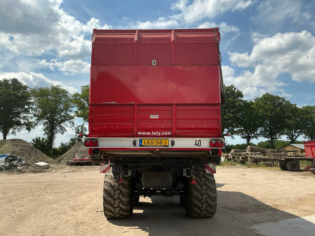 Lely Tigo XR75 - Silaj römorku: fotoğraf 4 Lely Tigo XR75 - Silaj römorku: fotoğraf 4