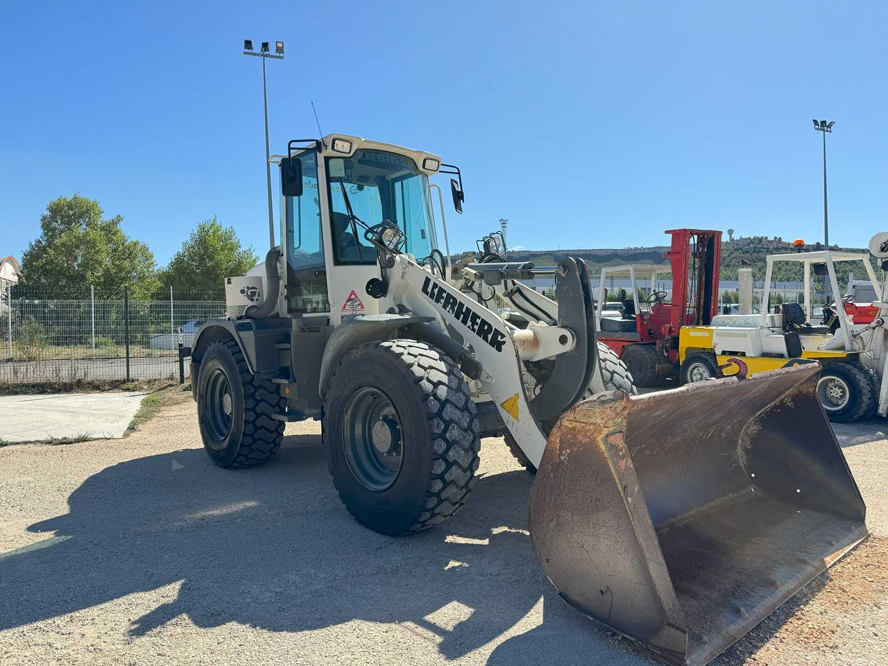 Liebherr L514 STEREO - Tekerlekli yükleyici: fotoğraf 4 Liebherr L514 STEREO - Tekerlekli yükleyici: fotoğraf 4