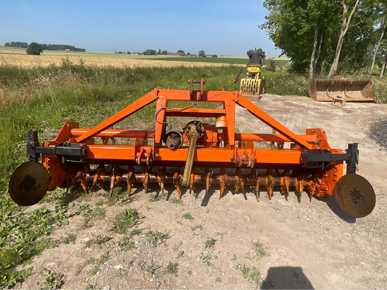Maschio Super Condor 280 - Dik rotovatör: fotoğraf 4 Maschio Super Condor 280 - Dik rotovatör: fotoğraf 4