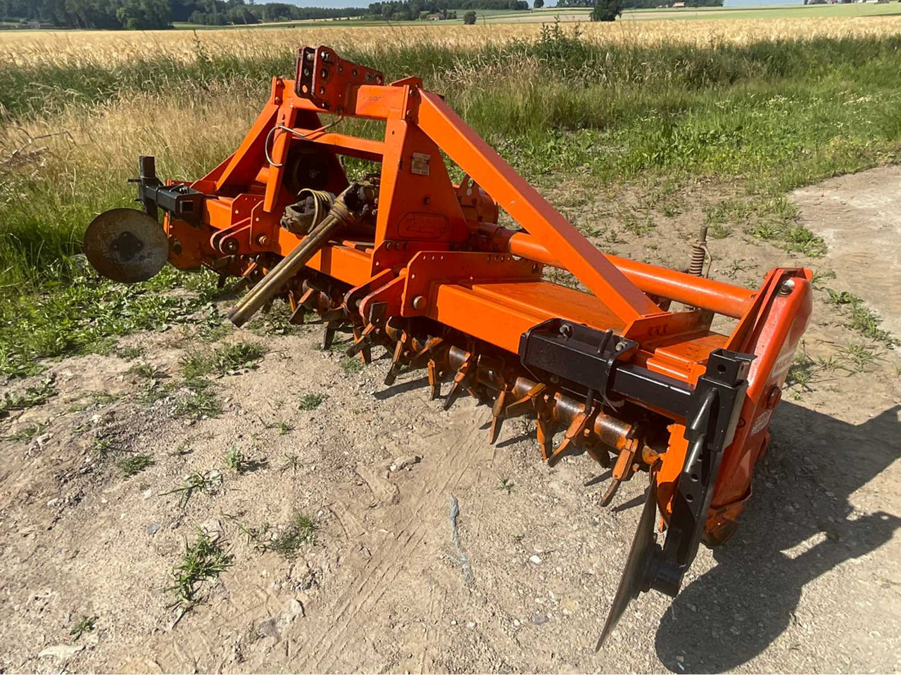 Maschio Super Condor 280 - Dik rotovatör: fotoğraf 5 Maschio Super Condor 280 - Dik rotovatör: fotoğraf 5