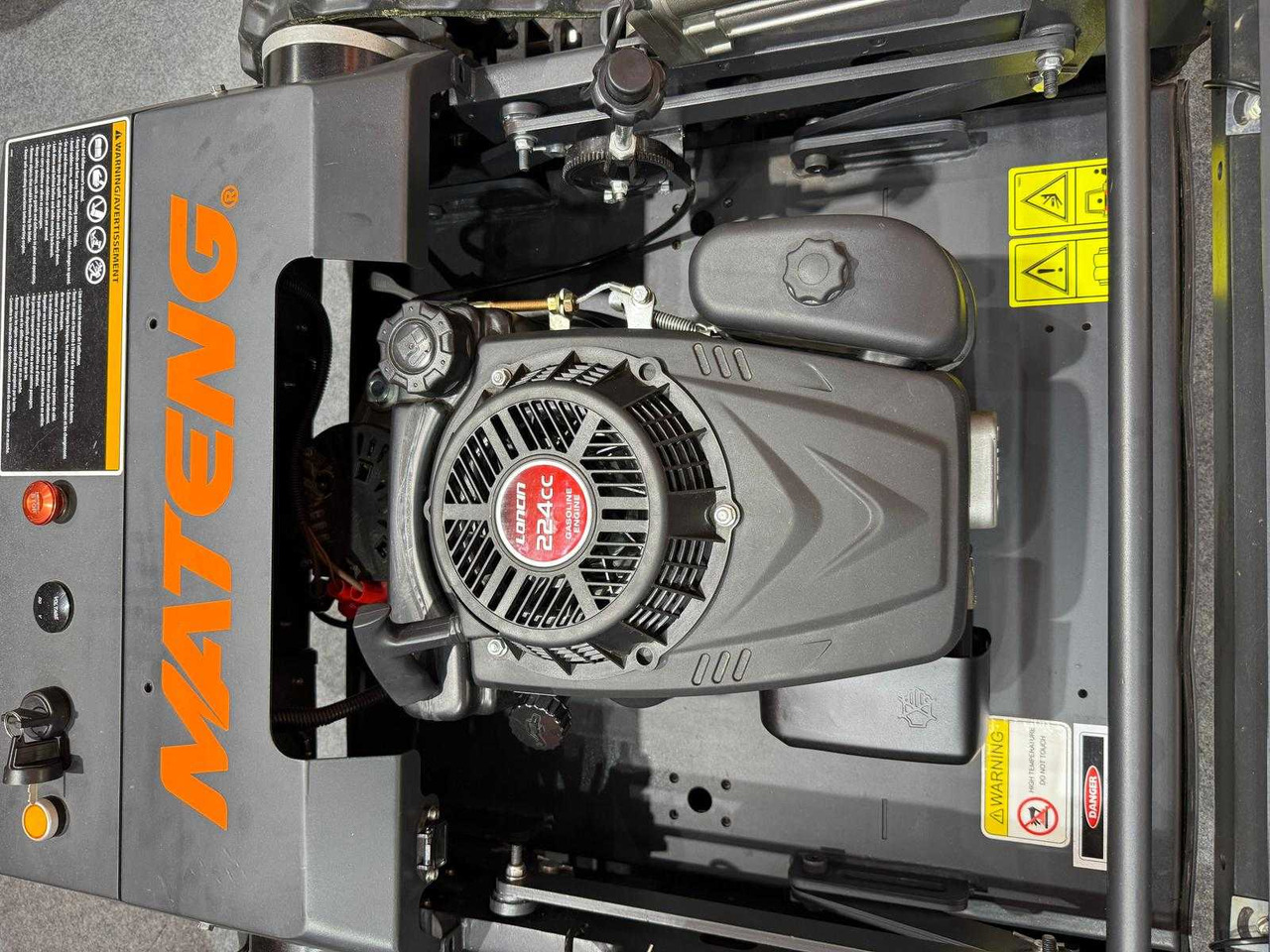 Mateng grasmaaier op rupsen - Sap parçalama makinesi: fotoğraf 5 Mateng grasmaaier op rupsen - Sap parçalama makinesi: fotoğraf 5