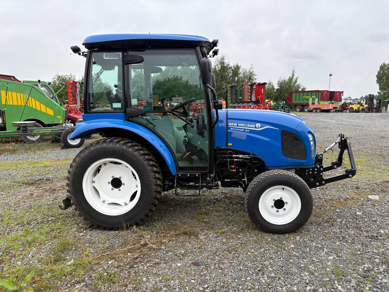 New Holland Boomer 50 - Küçük traktör: fotoğraf 5 New Holland Boomer 50 - Küçük traktör: fotoğraf 5